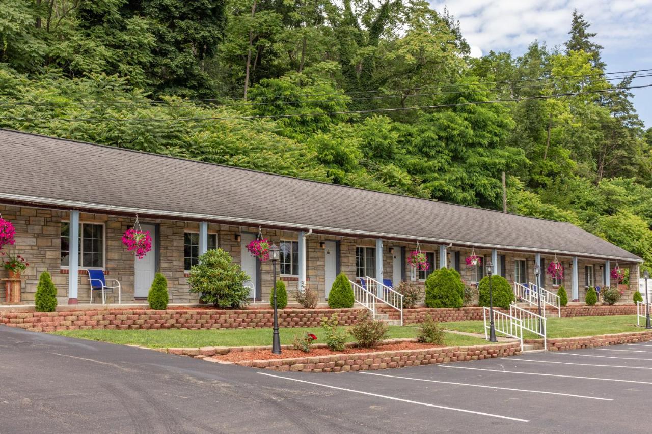 Budget Inn Watkins Glen Esterno foto