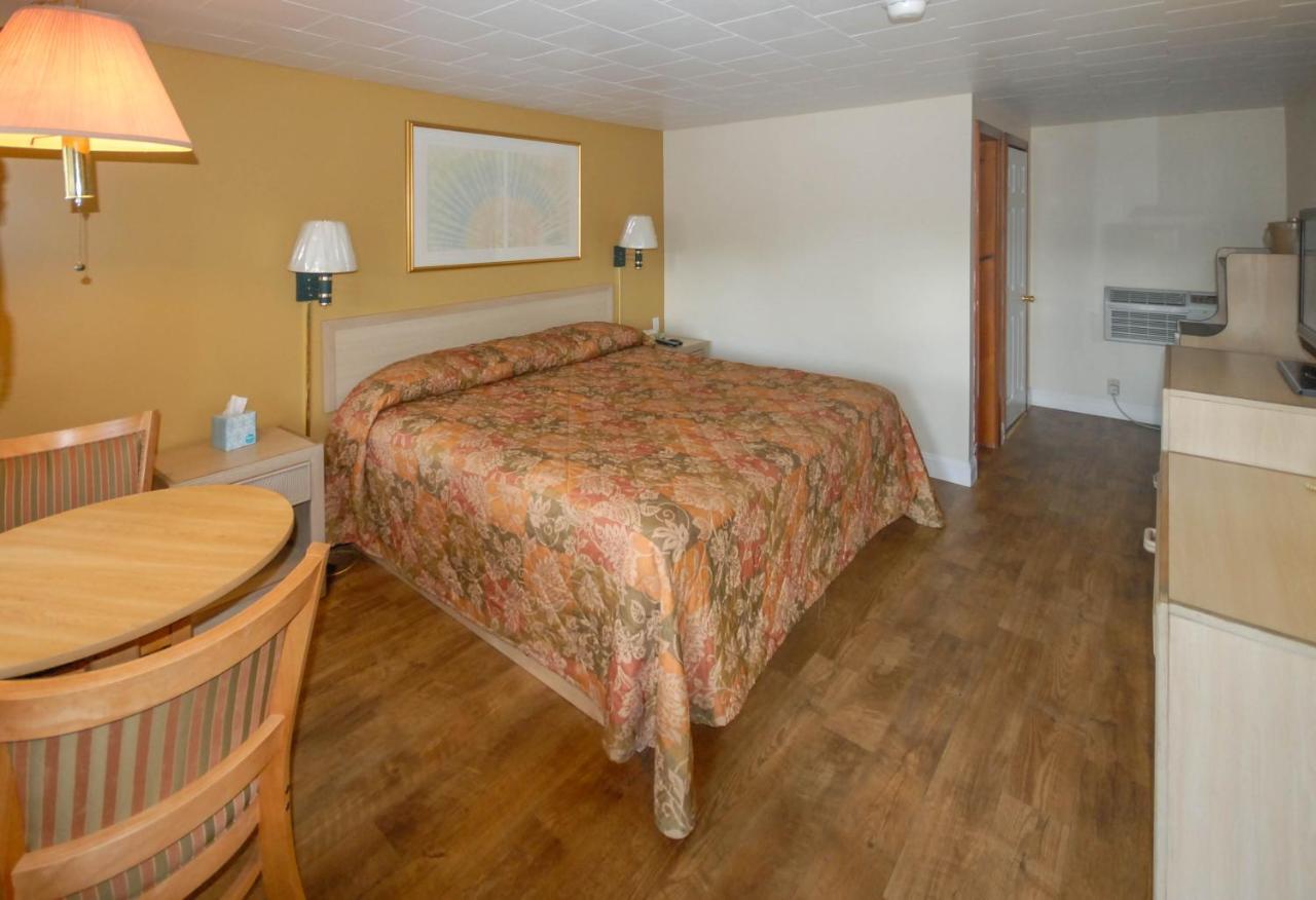Budget Inn Watkins Glen Esterno foto